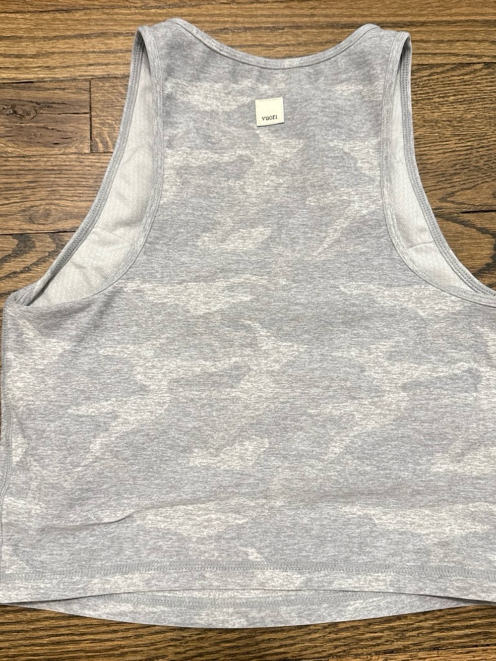 Vuori Elevation Plyo Tank Top Light Gray Camo Performance Yoga Activewear S - Picture 5 of 8